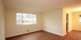 1901 N QUEBEC Street N Gallery 5
