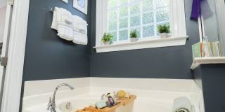 Welcoming 5 Bedroom Home with Versatile Spaces in Durham Gallery 29