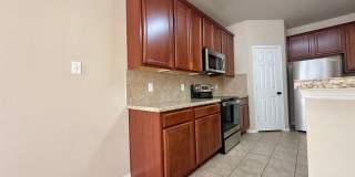 1/2 Off 1st Months Rent!  Viewable Now!  Price Drop! Gallery 19