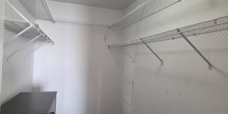 1037 GARDENVIEW Loop unit: 302 Gallery 7