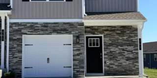 Seymour 37865 - 3 bedroom 2.5 bath townhome - call Troy Adams 865-233-6949 Gallery 1