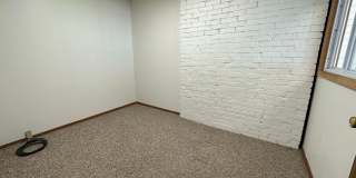 First Floor Commercial Space in Perfect Oakland Location Right on Boulevard of the Allies! CALL TODAY! Gallery 5