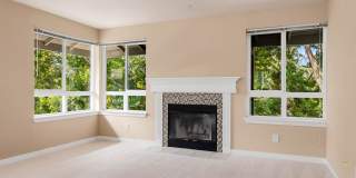 Top Floor 1 Bedroom Condo in Great Location Top Floor 1 Bedroom Condo in Great Location Gallery 6
