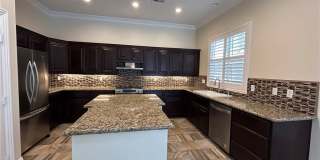 1990 Granemore Street Gallery 10