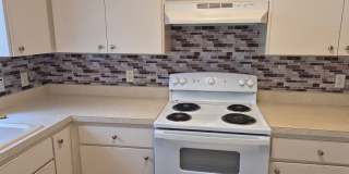 BEAUTIFUL 3 bedroom 2 bath 2 car garage home available now! Gallery 9