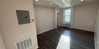 2537 East Auburn Street - 1 Gallery 6