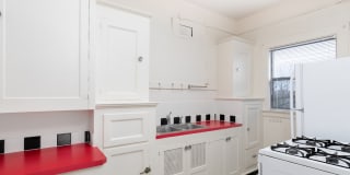 Highland Court Gallery 12