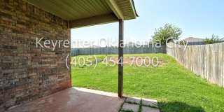 Beautiful 3-Bedroom Home with Easy Access to I-35 & I-240 Gallery 27