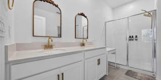 281 PIAVE Street Gallery 18