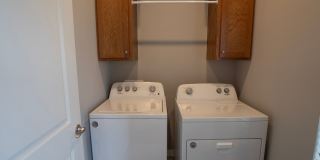 Charming 2 bedroom! Gallery 16