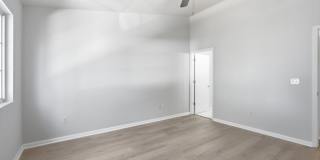 Spacious 2 Bedroom 2.5 Bath Townhome in Midtown Spacious 2 Bedroom 2.5 Bath Townhome in Midtown Gallery 19