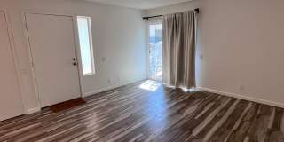 North Palm Springs Beauty move in special $500.00 of first month Gallery 8