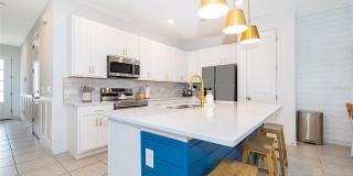 847 LONGBOAT Drive Gallery 7
