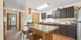 Sun Prairie/Vista Court Gallery 18