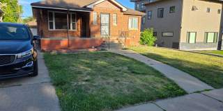 Spacious 4BR House in Denver at Sloan's Lake Gallery 1