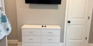 13 8th Avenue Gallery 28