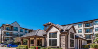 7342 Oak Manor Gallery 38