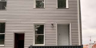 Newly Renovated One Bedroom House, Downtown Location Gallery 12