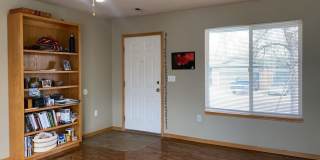 3 Bed, 2 Bath Duplex in West Fort Collins close to Foothills Gallery 7