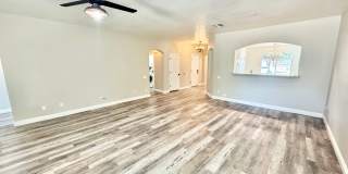 Pristine Single Level 3 Bedroom Home In The Sought After Gated Lagos Vistoso Community in Chandler! Gallery 4