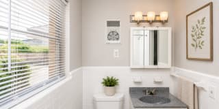 Oakview Apartments Gallery 5