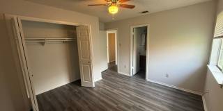 512 WILLOWBEND CV Gallery 5