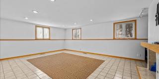 1120 N Brainard Street Gallery 13