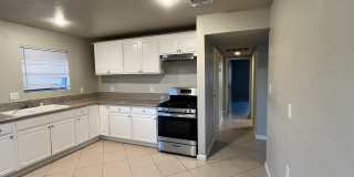8512 Tamarack Avenue Gallery 4