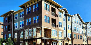 680 E Algonquin Road unit: 1201 Gallery 1