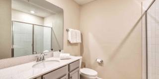 Beautiful 2 Bedroom, 2 Bathroom Davenport Home! Gallery 14