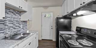 The Oaks Gate City Gallery 6