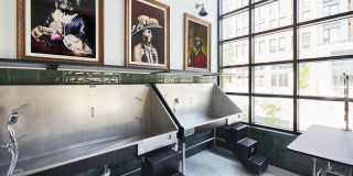 Reynard Gallery 62