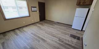 5225 N Crestline Gallery 3