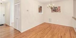 10241 GREEN HOLLY TER Gallery 12