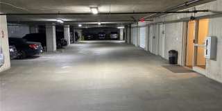 4909 Laclede Avenue Gallery 24