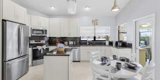 5019 Skyline Boulevard Gallery 8