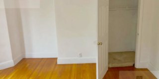 38 Newton St. Gallery 4