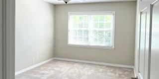 20301 Shelburne Road Gallery 17