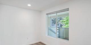 Glen Ridge Gallery 32