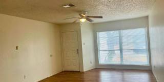 Three Bedroom Two Bath Home Near Northern Hills, Wood, and Madison Gallery 6