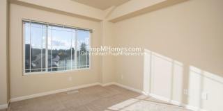 Great Two Bedroom Home In Sherwood! ~Must See The Balcony! Gallery 8