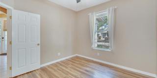 5508 GOLDEN ISLES DRIVE Gallery 37