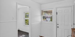 $1250 2 bedroom Gallery 10