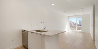 Quin + Nita Gallery 61