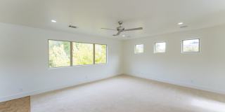 Gorgeous 4 bedroom, 5 bathroom House in Bouldin Creek! Gallery 35