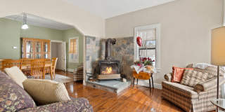 263 Seymour Road Gallery 1