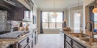 3000 Comal Court Gallery 6