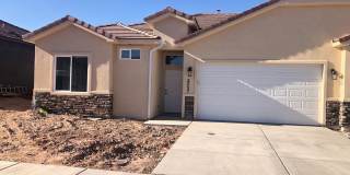 Hurricane Townhome Gallery 1
