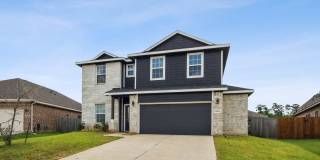4 Bedroom Single Family Home in Magnolia Gallery 1