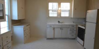 3 Bedroom, 1 Bathroom Home in Sunnyland! PRELEASE NOW! Reserve this home for only $500* Gallery 3